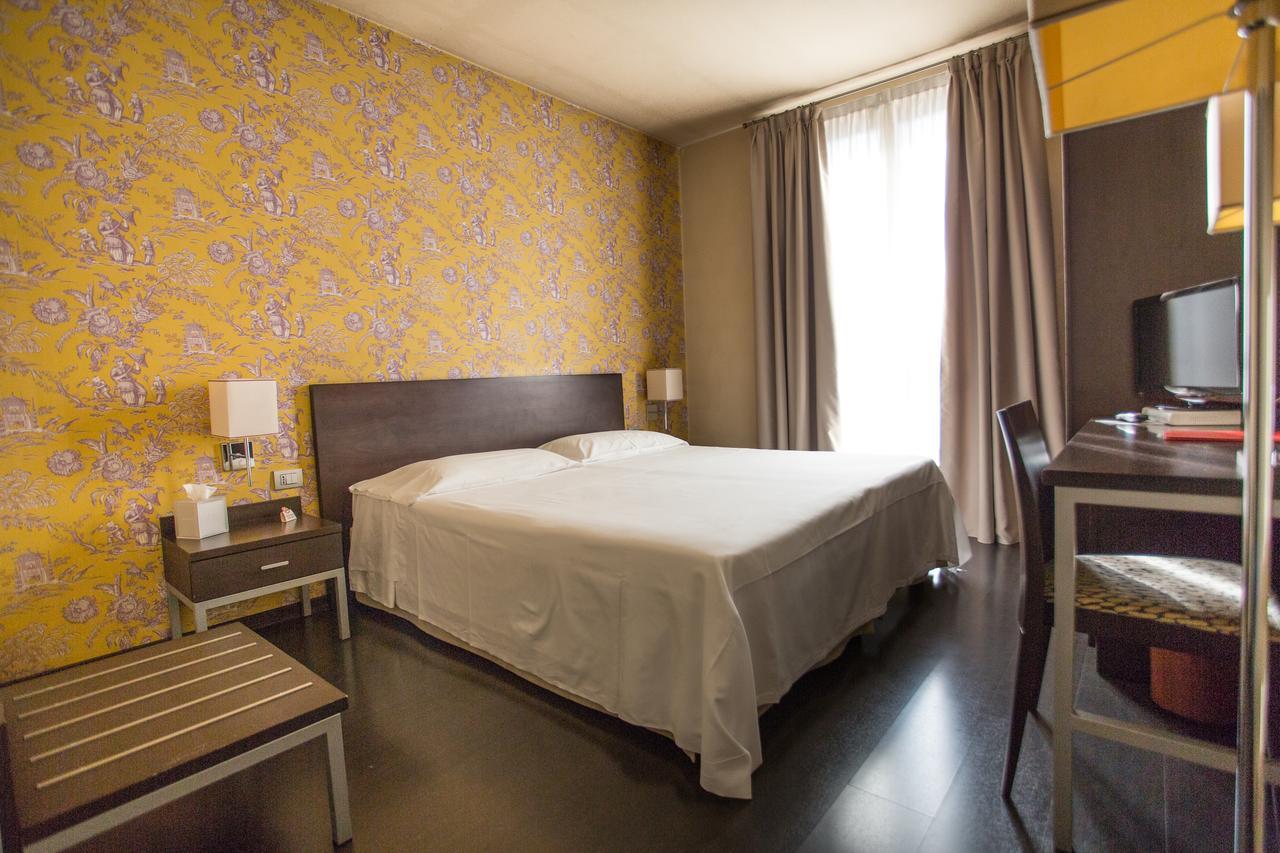 Hotel Fortyfive Chivasso Eksteriør bilde