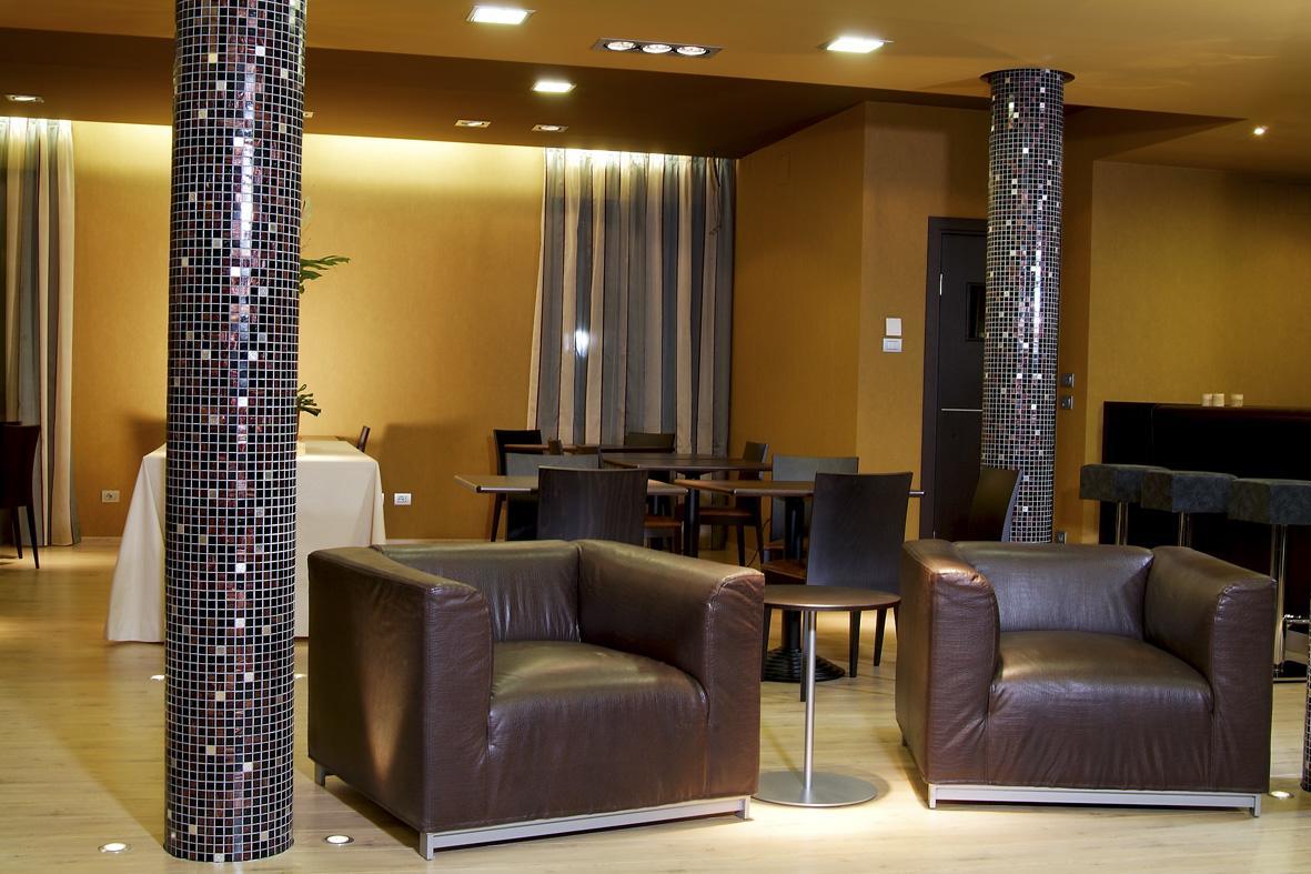 Hotel Fortyfive Chivasso Eksteriør bilde