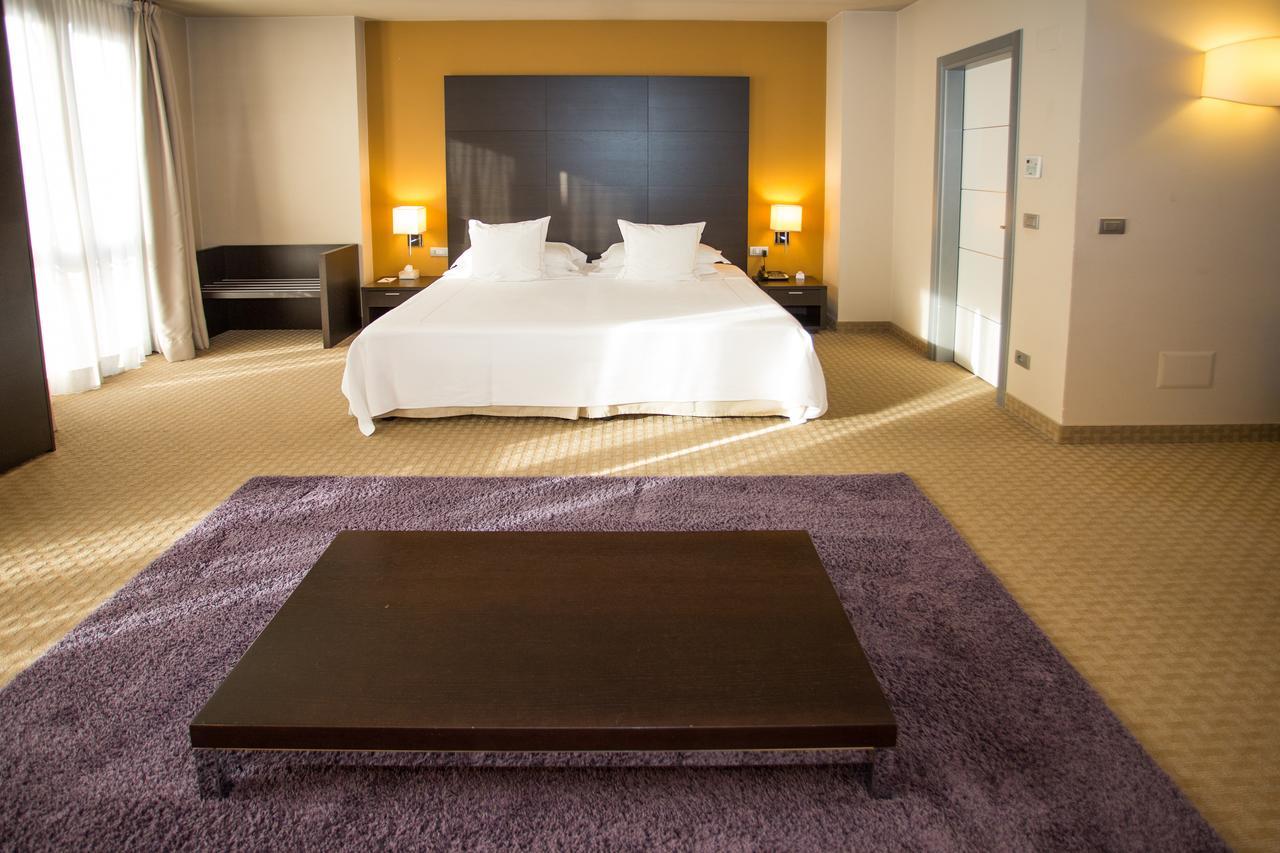 Hotel Fortyfive Chivasso Eksteriør bilde